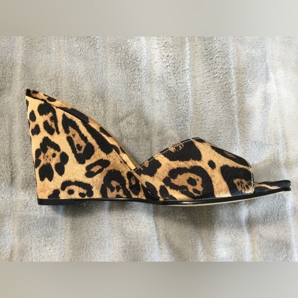 Lisa Vicky Adore Leopard Print Wedge Sandals Size 7M - Picture 7 of 11
